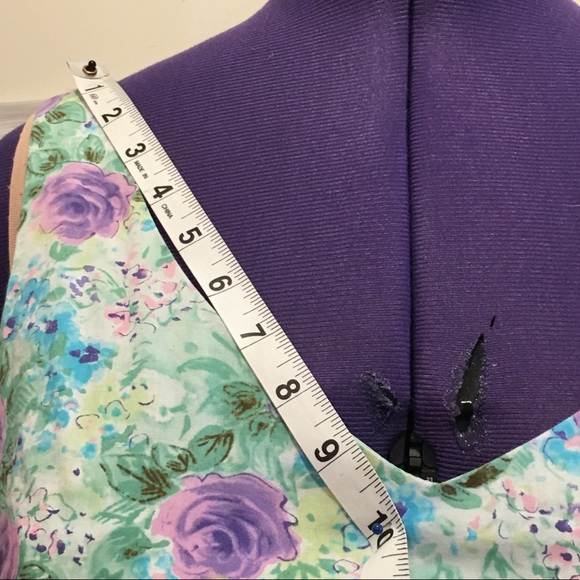 V Neck Sleeveless , Lined Made by K Studio - Picture 3 of 8